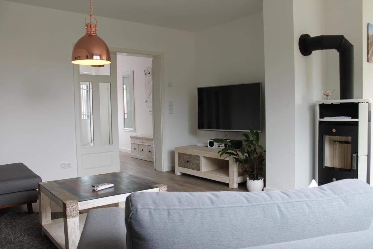 Ferienhaus Finja In Борн Екстериор снимка